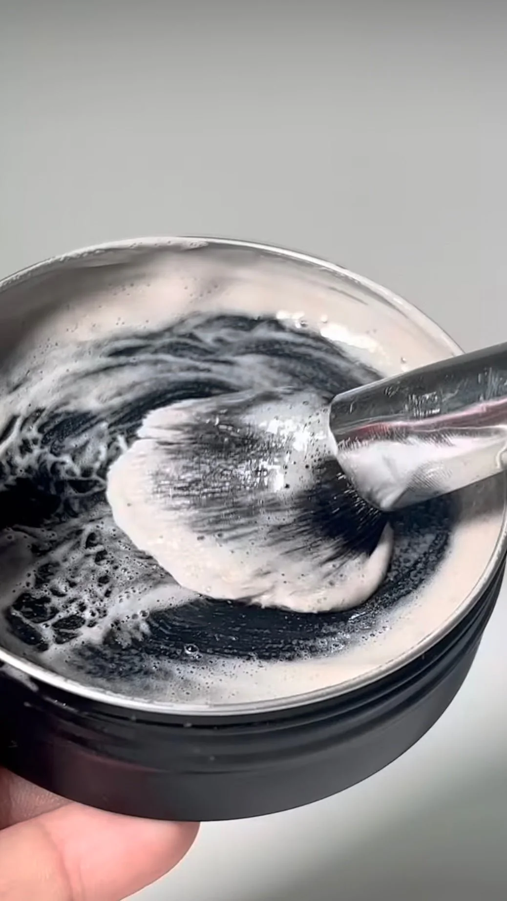 Carbon Makeup Brush Cleaning Soap - Image 3