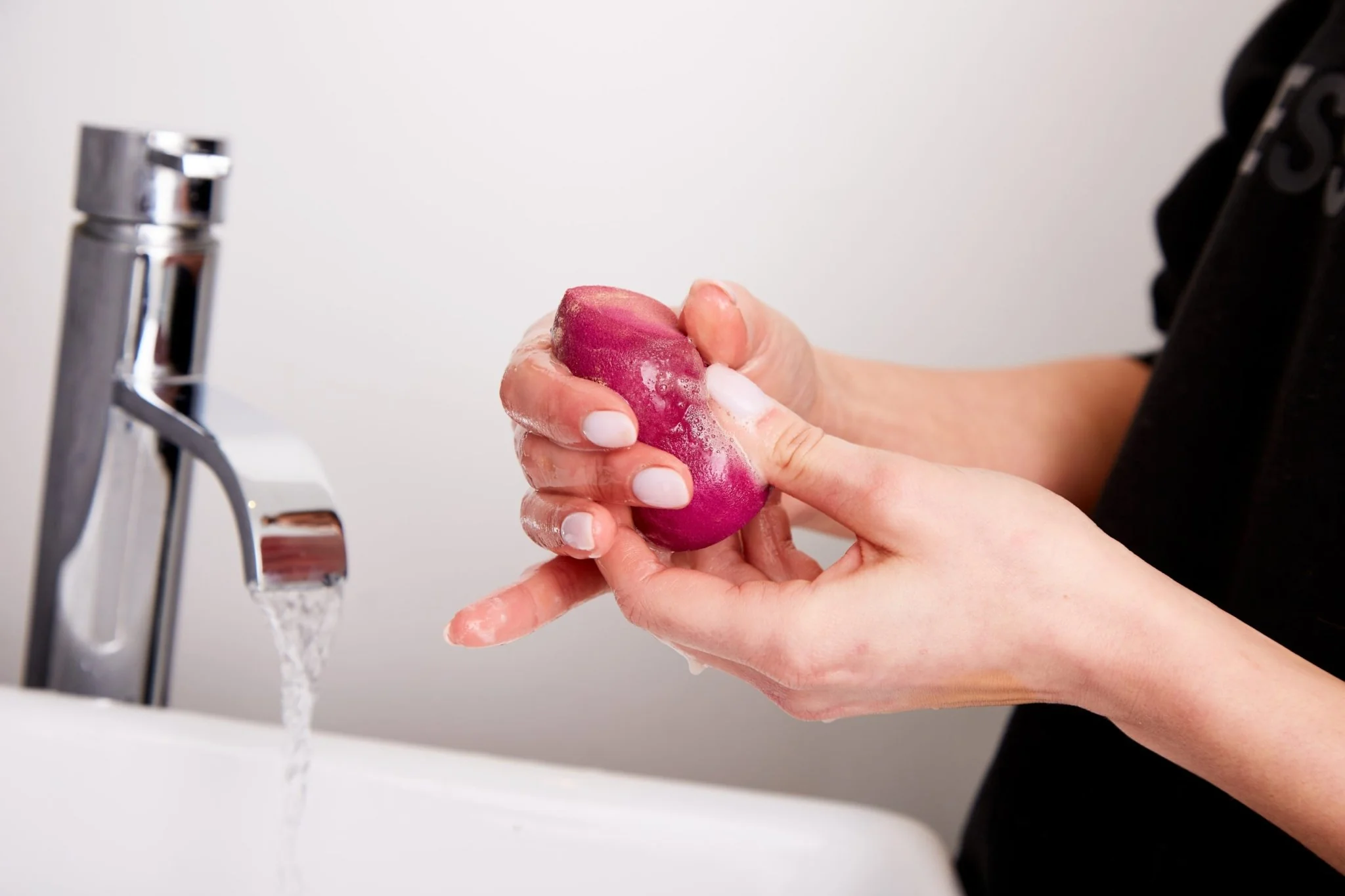 Cosmetic Sponge Cleaner - Image 5